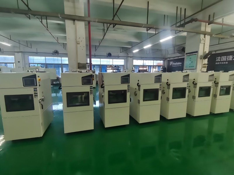 Komposisi dan Aplikasi Ruang Pengatur Suhu dan Kelembaban