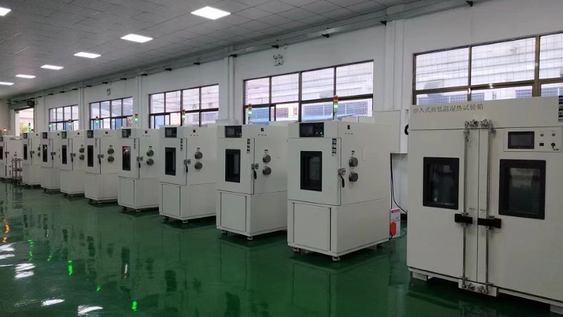 Sistem Tampilan dan Pemanasan Ruang Uji Suhu dan Kelembaban