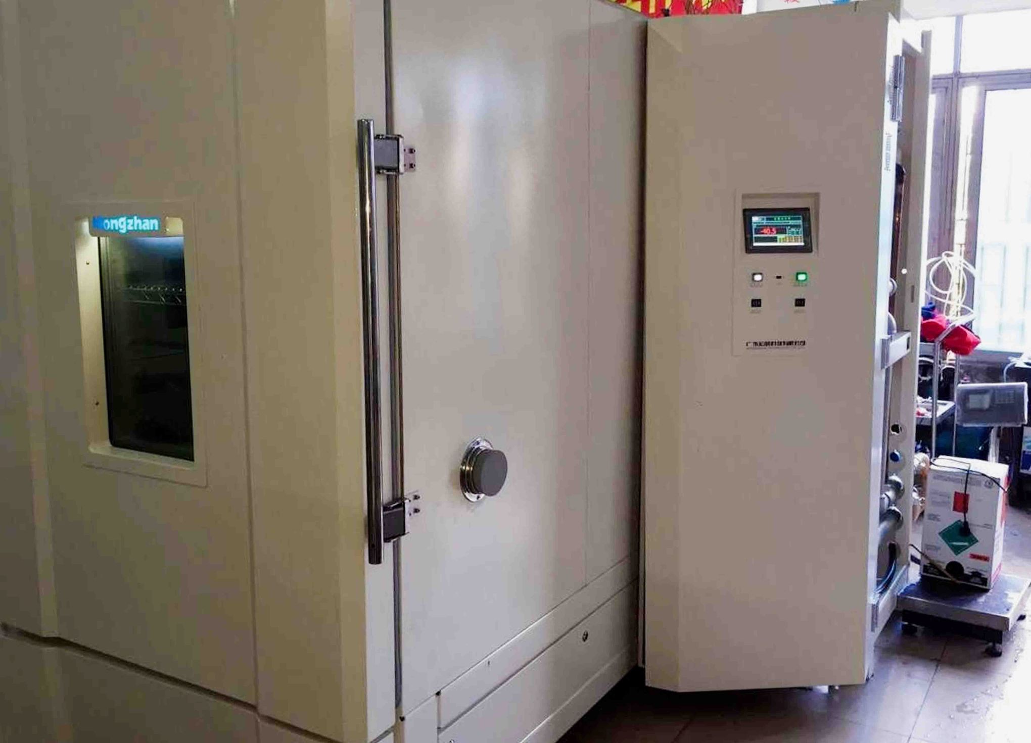 High-Low Temperature and Low Pressure Test Chamber