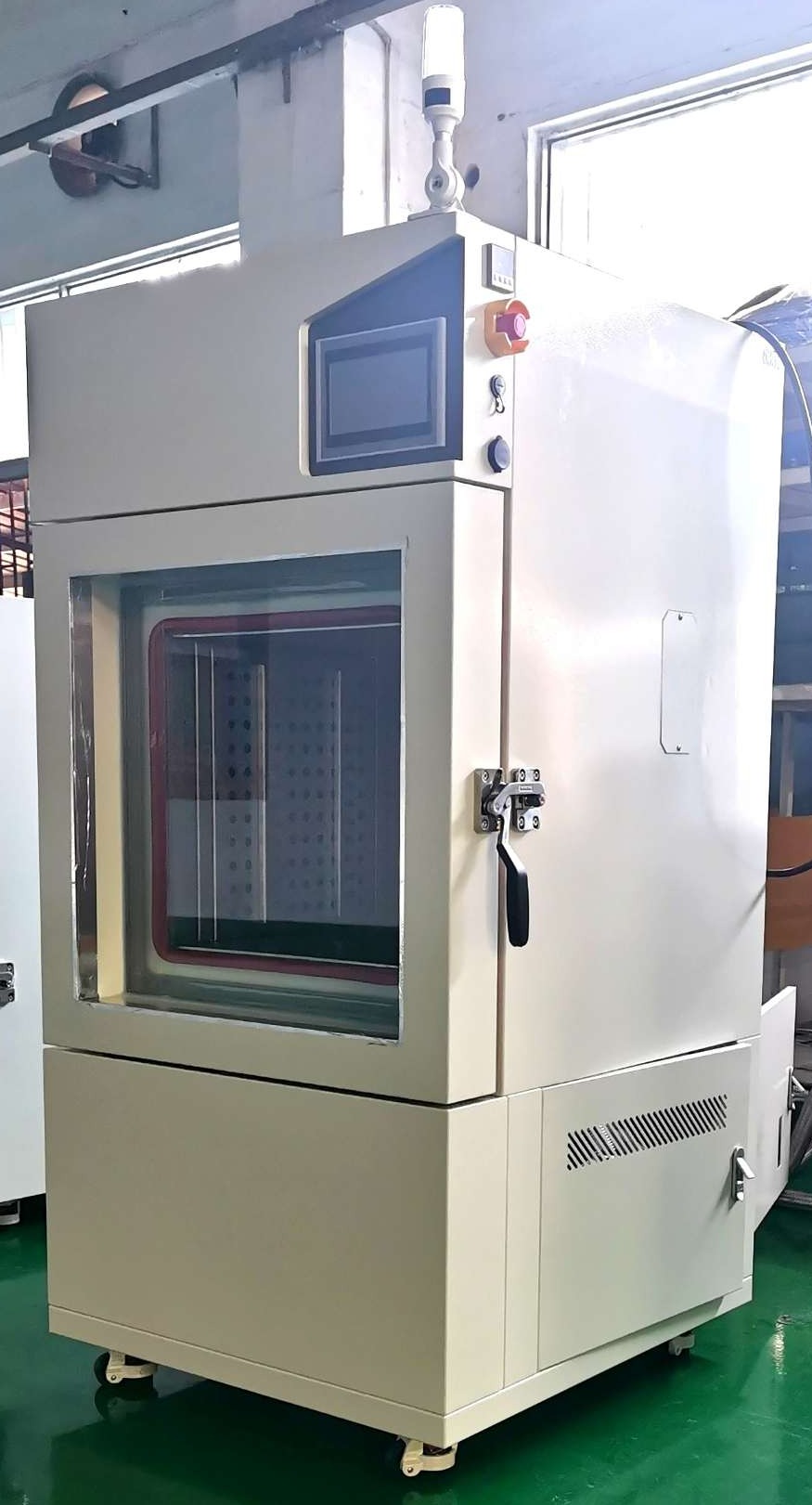 Custom Large-view Environmental Chamber Custom Large-view Environmental Chamber