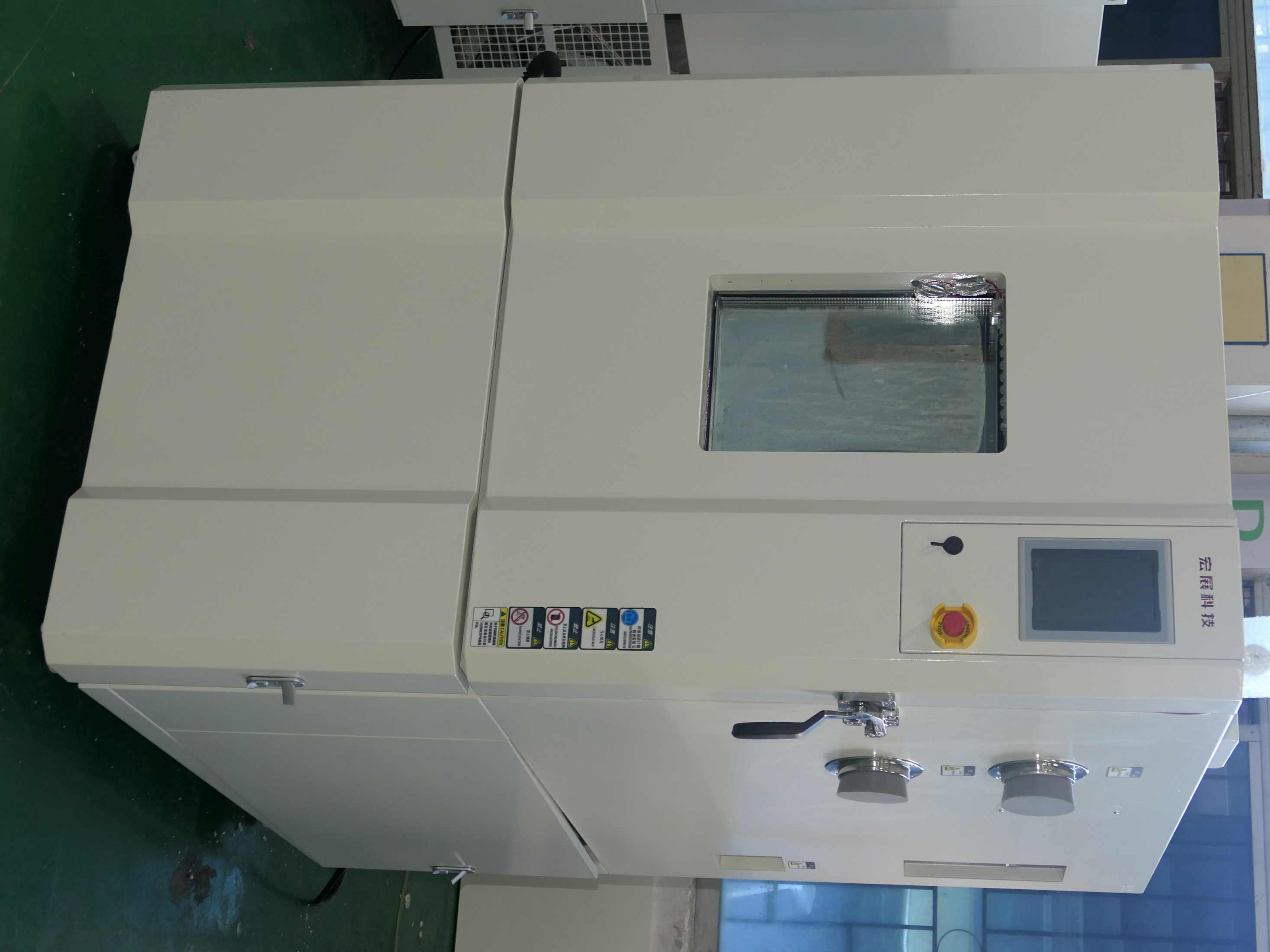 Apa yang harus saya lakukan jika ruang uji suhu tinggi dan rendah bermasalah?